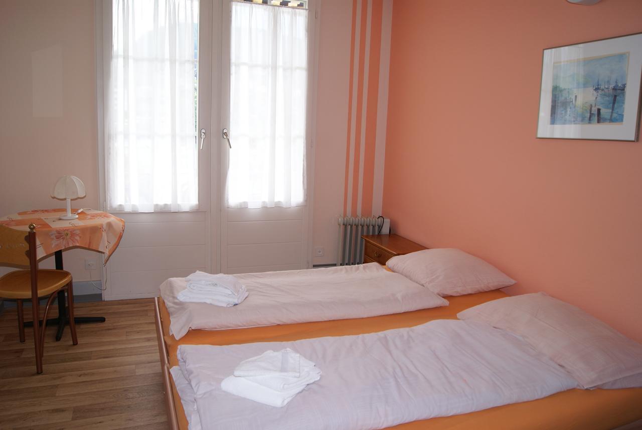Hotel Schlosspintli Spiez Buitenkant foto